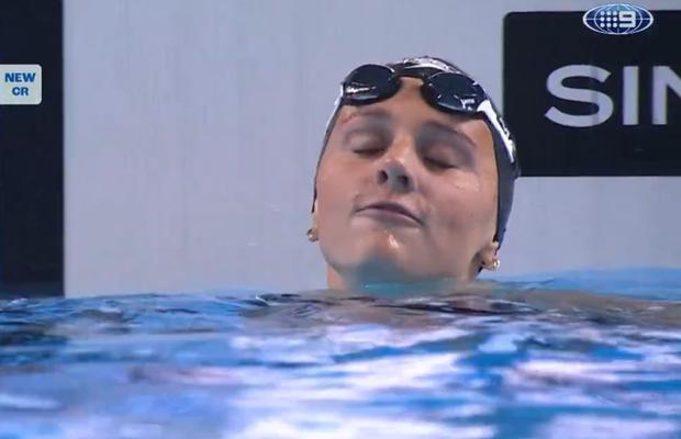 A scăpat o înjurătură pe live, imediat după recordul stabilit la Mondialele din Singapore » Vânează performanța imposibilă a lui Phelps
