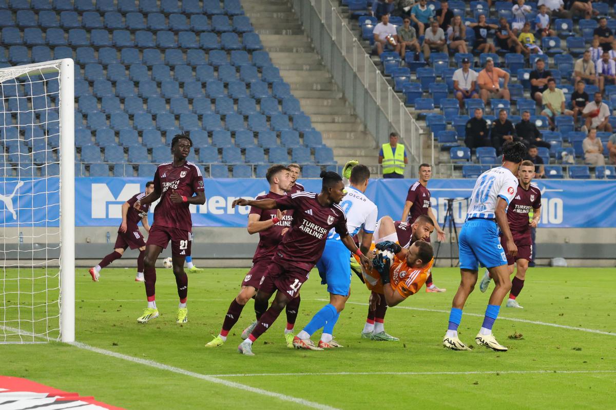 Autorul hattrick-ului din Universitatea Craiova - Sarajevo, imediat după calificare: „Nu a fost cel mai frumos gol al meu”