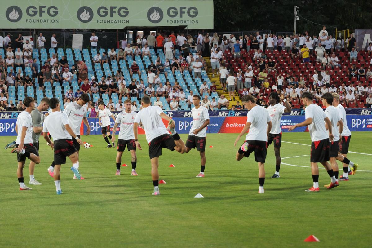 Două goluri în Oțelul Galați - Dinamo » Clasamentul ACUM