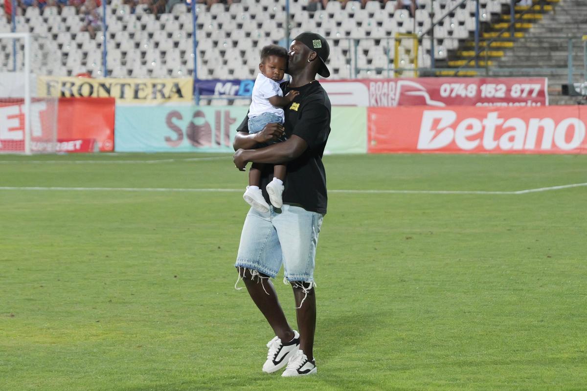 Imagini înainte de Oțelul Galați - Dinamo