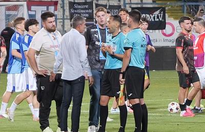 Ce s-a întâmplat pe gazon după Oțelul - Dinamo: Nuno Campos s-a dus direct la arbitru