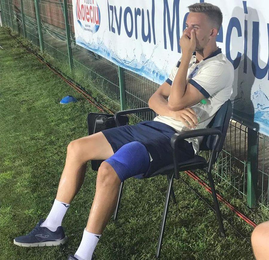 Nicușor Bancu s-a accidentat în meciul cu Voluntari // Foto: Telekom Sport CS UNIVERSITATEA CRAIOVA // Nicușor Bancu, forțat de Corneliu Papură după un ordin din lojă? Când business-ul primează intereselor echipei