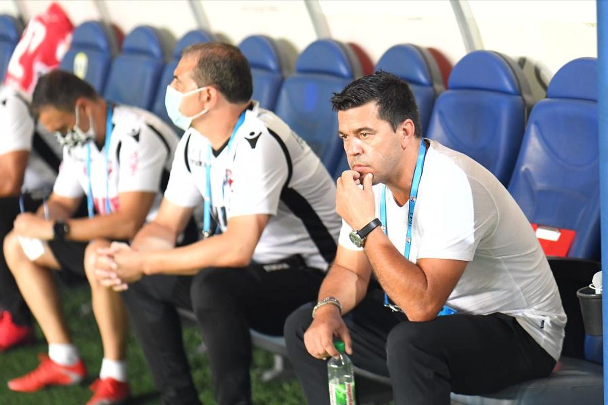 Chindia - Dinamo 1-0 VIDEO+FOTO » Conducere nouă, antrenor nou, același Dinamo! Meci dezamăgitor la revenirea lui Contra