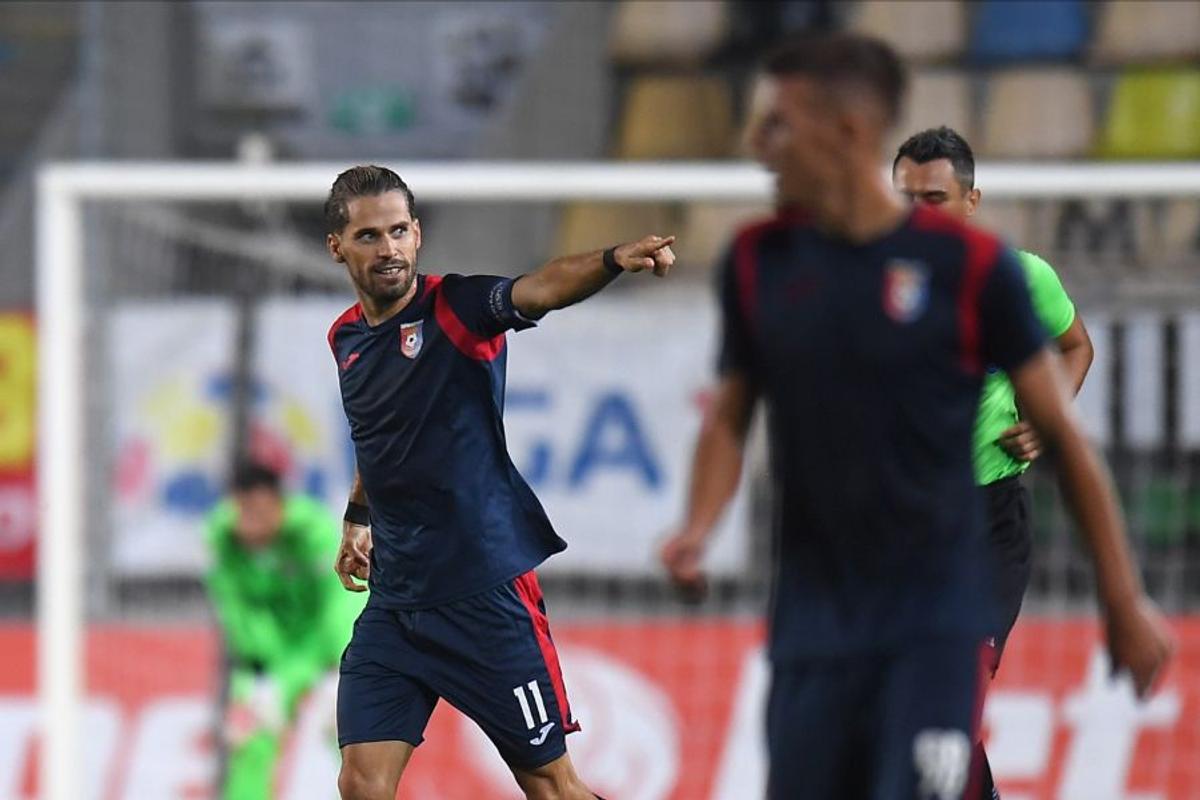 CHINDIA - DINAMO. Mesajul patronului Pablo Cortacero înainte de primul meci oficial » Reacția fanilor: „Dă-l afară!”