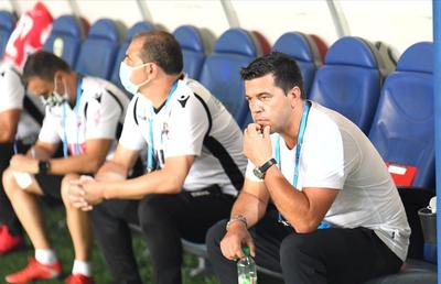 CHINDIA - DINAMO 1-0. Cosmin Contra și-a făcut praf jucătorii: „Nu se mai acceptă niciodată așa ceva! Vor dispărea mulți”