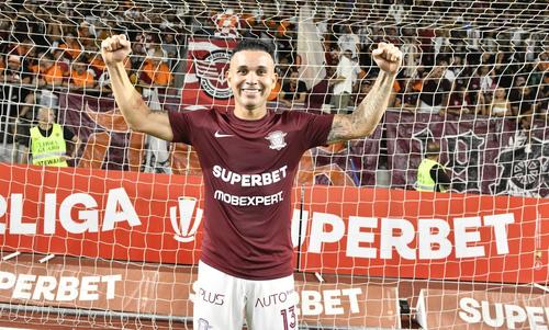 Junior Morais, fundașul stânga de 36 de ani de la Rapid, foto: GSP