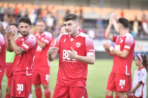 Dănuț Lupu, 55 de ani, e sceptic cu privire la vânzarea lui Dinamo, club la care s-a remarcat ca fotbalist.