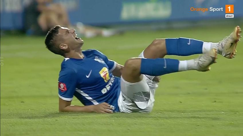 Farul - FCSB | Dragoș Nedelcu (25 de ani), mijlocașul ofensiv al dobrogenilor, s-a accidentat spre finalul primei reprize.