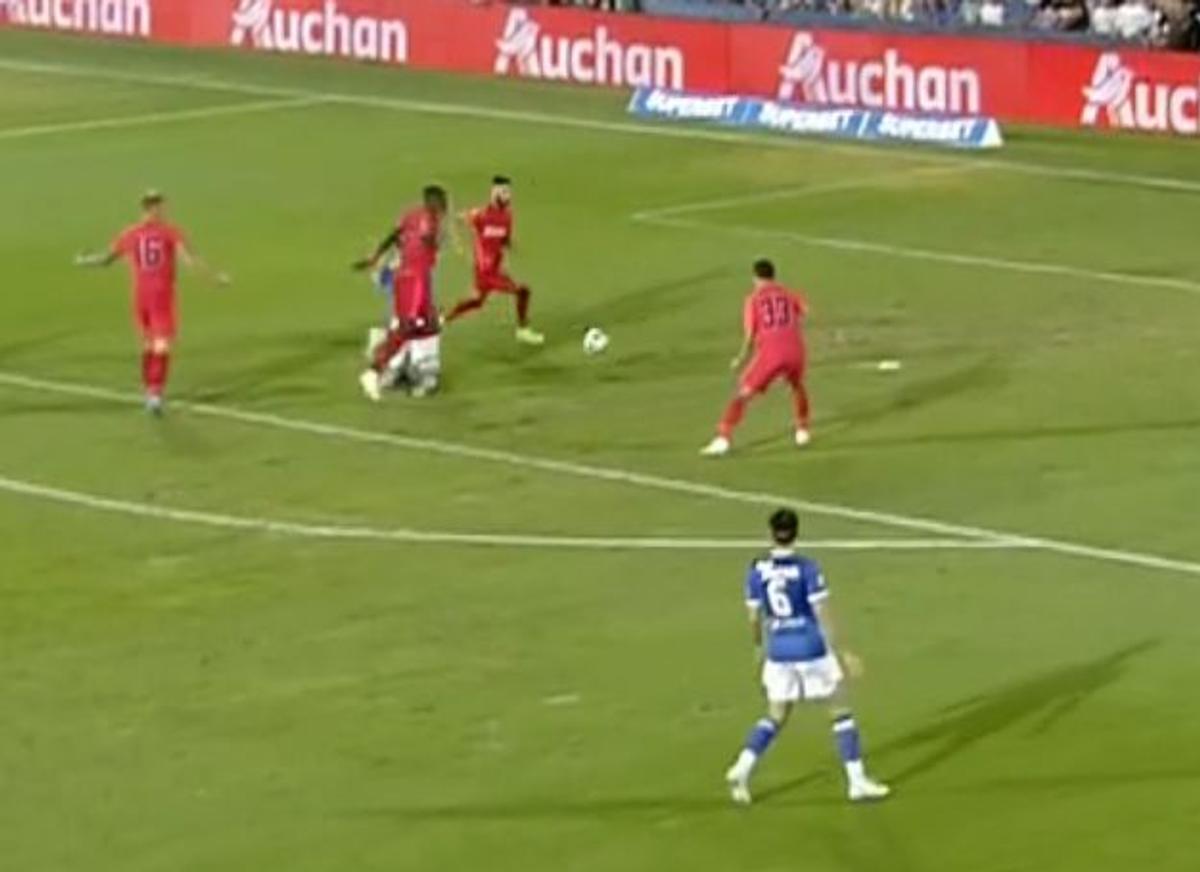 Dawa a comis-o din nou! Gafă impardonabilă la primul gol din Farul - FCSB