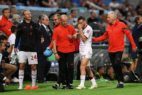 Alessandro Florenzi s-a accidentat în meciul cu Sassuolo (foto: Guliver/Getty Images)