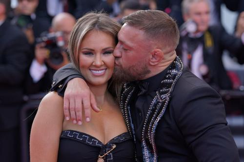 Conor McGregor și iubita sa, Dee Devlin
Foto: Imago