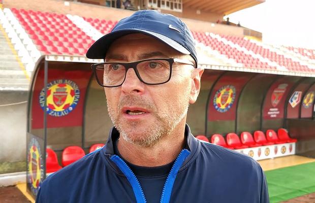 Demitere-ȘOC în Superliga: l-a dat afară din cantonament. Ce l-a deranjat pe patron: „Eu nu pot să accept asta!” » Leo Grozavu e noul antrenor al echipei