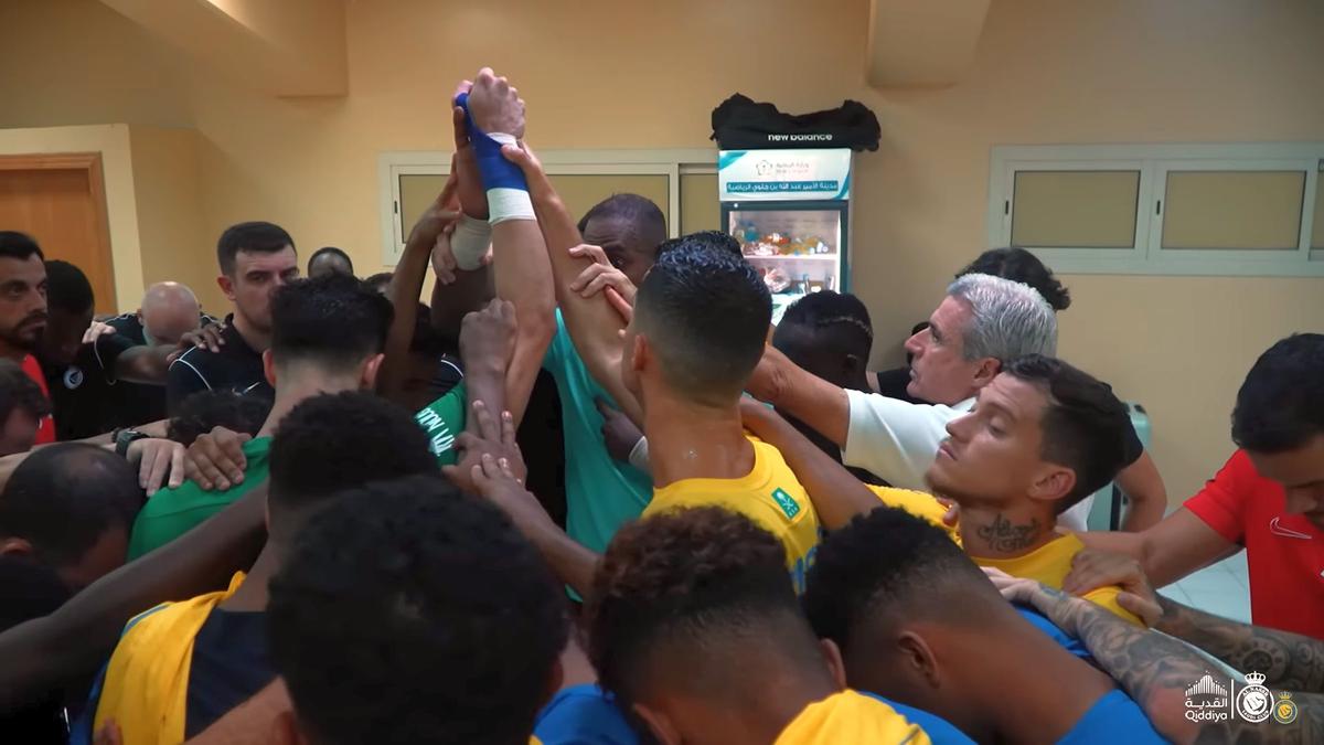 În deșert nu e lux chiar peste tot » În ce condiții a ajuns să se schimbe Cristiano Ronaldo