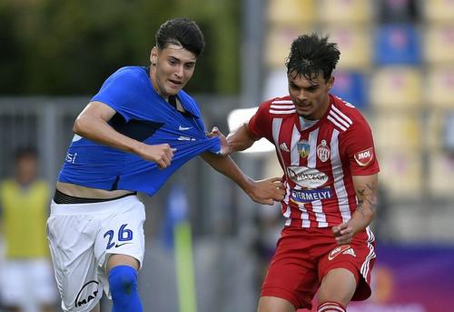 Farul și Sepsi evoluează astăzi în play-off-ul Conference League și visează la calificări în premieră în grupele europene. Foto: Imago