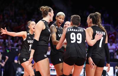 S-au stabilit semifinalele la Campionatul European de volei feminin