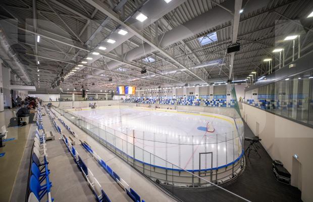Comentatorul Emil Hossu-Longin s-a enervat, după ce a fost pe singurul patinoar funcțional din București: „Nicăieri în Europa nu se întâmplă așa ceva”