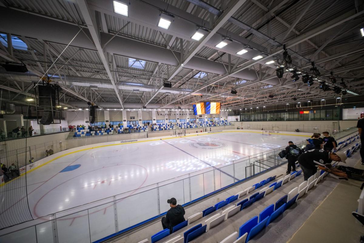 De necrezut! Patinoarul de 10 milioane € din București nu mai poate fi folosit, la nici 6 luni de la inaugurare: „S-a stricat suprafața!” » Replica primarului Băluță, după dezvăluirea GSP: „Fluctuații de curent”