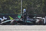 Oficial: un pilot de 18 ani îl înlocuiește pe Lewis Hamilton la Mercedes!