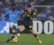 Dennis Man (în duel cu Tiemoue Bakayoko), la debutul său în Serie A în tricoul Parmei / Foto: Imago