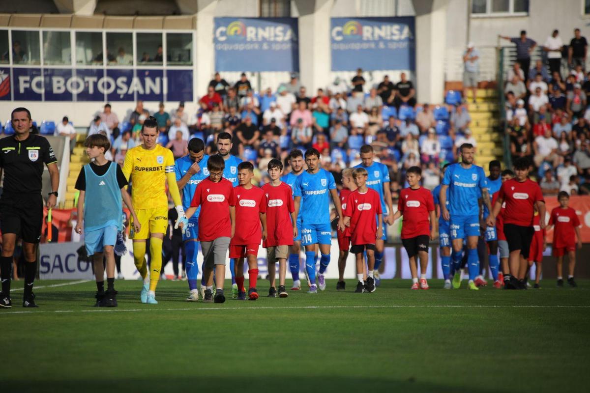 FC Botoșani - CS Universitatea Craiova: cele mai tari imagini ale partidei din Moldova