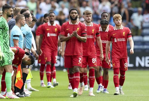 AC Milan, ofertă pentru Joe Gomez, numărul 2 // FOTO: Imago