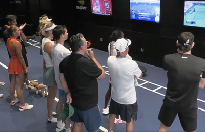 Meci EPIC în optimi la US Open » Jucătorii s-au oprit din încălzire și au urmărit tie-break-ul istoric din vestiare! 8 mingi de meci salvate