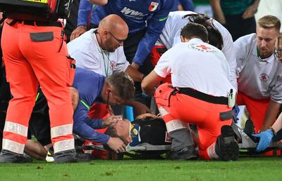 Jucătorul lui Augsburg a ajuns la spital, antrenorul o acuză pe Bayern: ”Dacă-și activau sinapsele...”