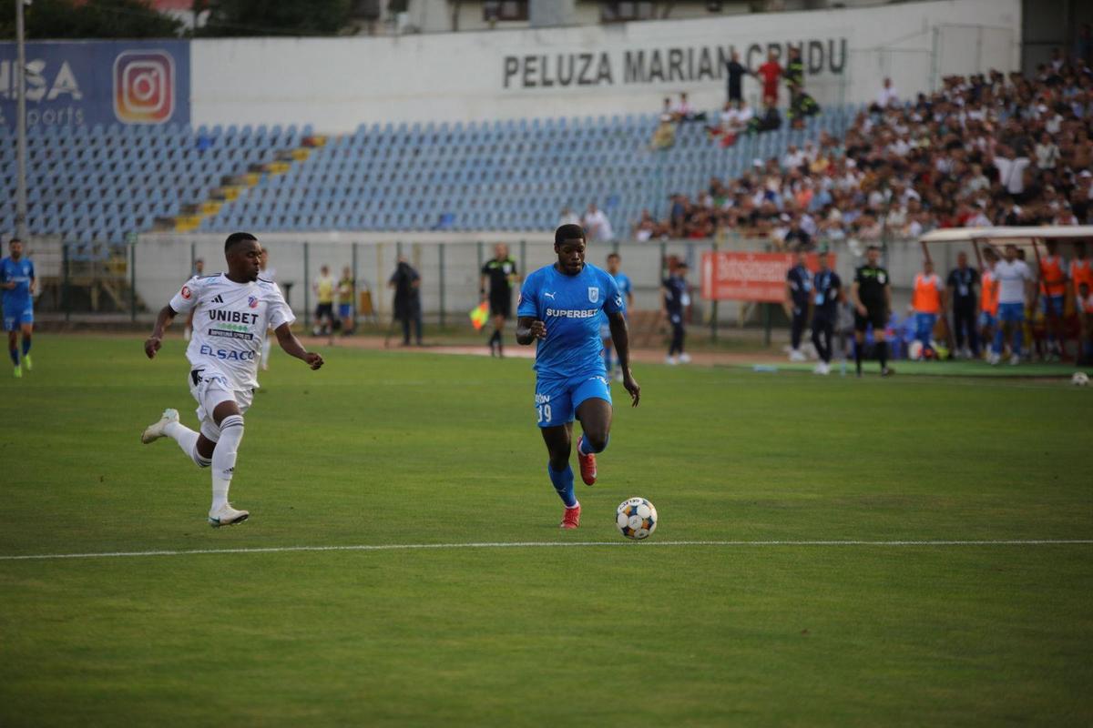 FC Botoșani - CS Universitatea Craiova: cele mai tari imagini ale partidei din Moldova