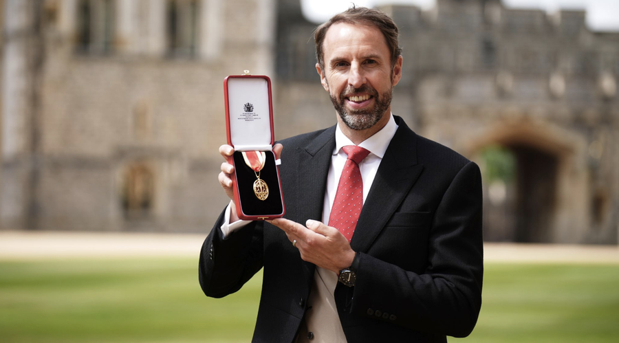 Gareth Southgate a fost decorat de Regele Charles al III-lea la finalul anului 2024 pentru performanțele obținute cu naționala Angliei Gareth Southgate s-a reprofilat! Fostul selecționer al Angliei va activa într-un nou domeniu: „Va fi o adevărată lovitură”