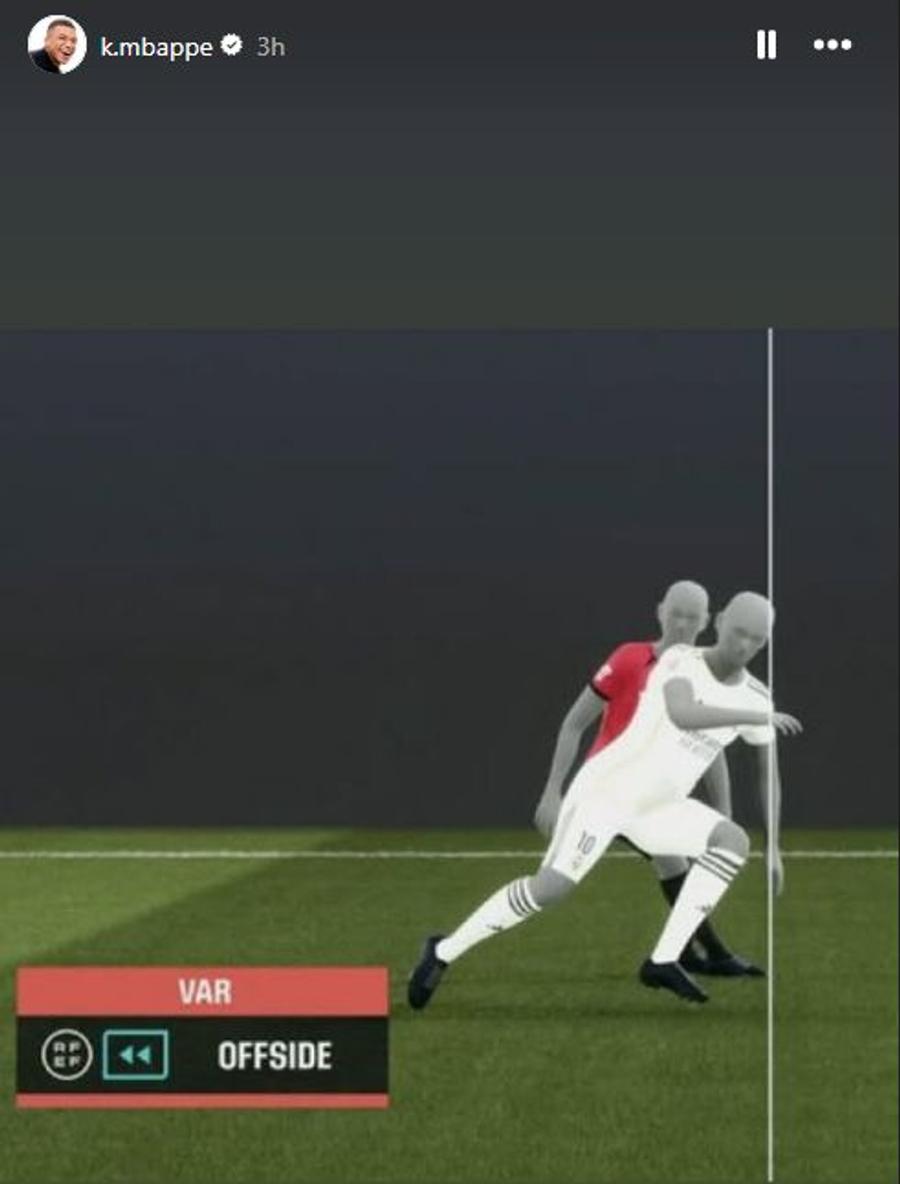 Mbappe a publicat captura cu momentul în care ar fi fost în ofsaid Mbappe contestă VAR-ul, după ce Real Madrid a avut TREI goluri anulate! Imaginea postată de francez