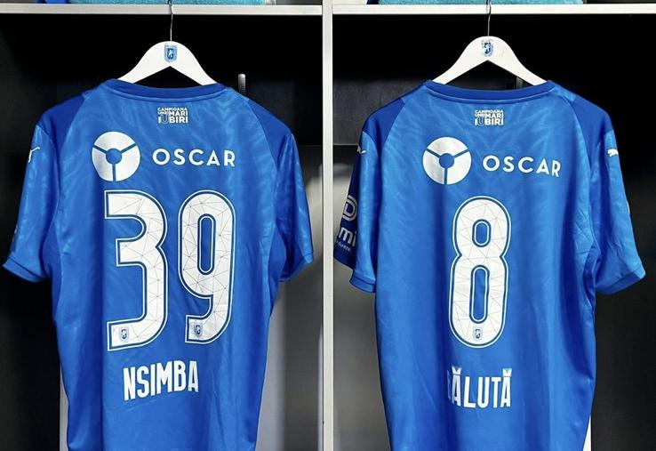 Imagini din vestiar, înaintea partidei de la Botoșani / Sursă foto: Facebook@ Universitatea Craiova