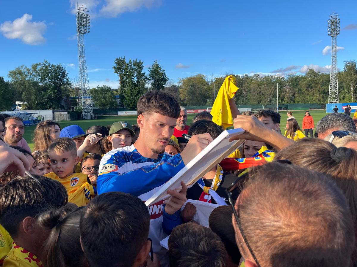 S-a reunit naționala României pentru acțiunea din luna septembrie / foto: Facebook