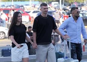 Florin Tănase a plecat în Cipru » Declarații pe aeroport: „S-au întâmplat multe lucruri”