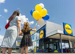La început de an școlar, Lidl România susține cei peste 7600 de părinți din echipa sa, prin beneficii dedicate