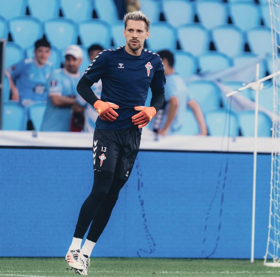 Ionuț Radu a primit patru goluri în primele trei etape din La Liga 2026-2027 / Foto: X Celta Vigo Ionuț Radu a evitat dezastrul pentru Celta Vigo » Ce au comentat spaniolii și notele acordate portarului român