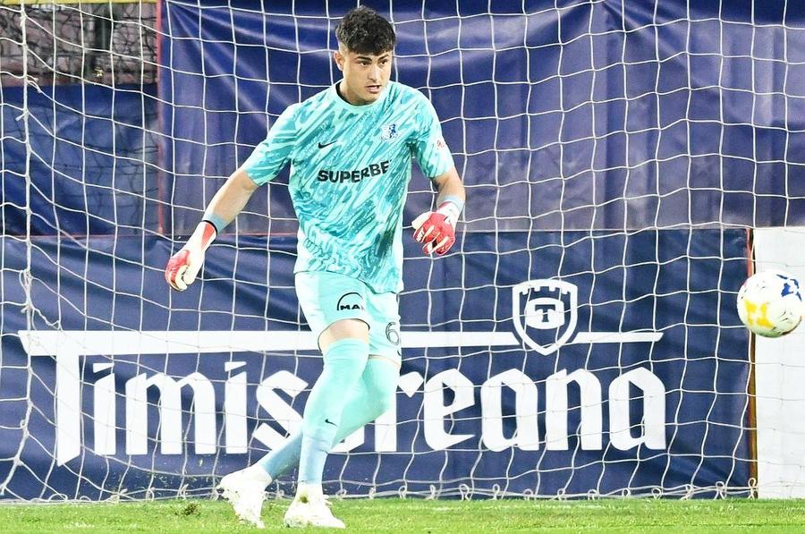 Rapid aduce un nou portar! Acord cu fotbalistul crescut de FCSB