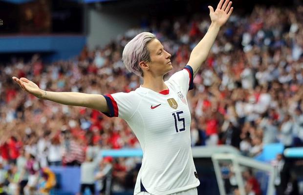 Megan Rapinoe îi taxează pe Messi și Cristiano Ronaldo: „Să facă mai multe contra rasismului! Nu vreau numai tricouri Black Lives Matter”