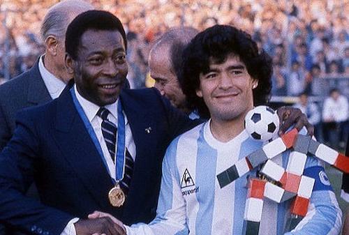 FOTO : https://www.instagram.com/pele/
