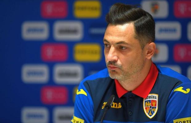 Mirel Rădoi primește noi vești proaste: un jucător convocat e infectat cu COVID-19 și ratează următoarele meciuri ale naționalei