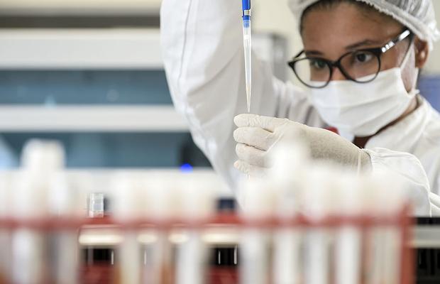 EXCLUSIV Rezultate ȘOC pentru jucătorii de la Astra la noile teste de coronavirus! Ce s-a întâmplat după amânarea meciului cu Dinamo