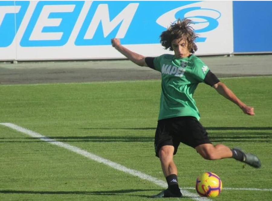 Raul Șteau Vlad Chiricheș împarte vestiarul cu încă un român! Surpriza lui De Zerbi pentru duelul Sassuolo - Napoli