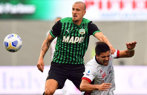 Vlad Chiricheș împarte vestiarul cu încă un român! Surpriza lui De Zerbi pentru duelul Sassuolo - Napoli