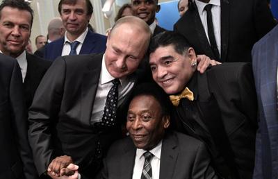 Diego Maradona, marcat de coronavirus: „Sunt oameni care nu mai au ce mânca. Am încredere că Vladimir Putin va găsi vaccinul”