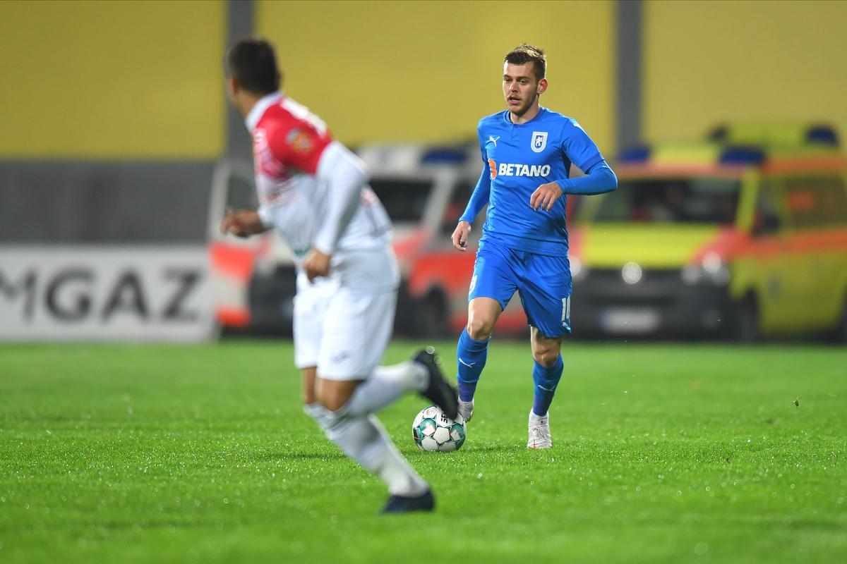 Penalty contestat de Craiova în meciul cu Hermannstadt! Marcel Bîrsan nu a stat pe gânduri