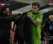 Răzvan Popa (24 de ani, fundaș central) a fost schimbat de Mircea Rednic în minutul 41 al meciului Sepsi - Dinamo, la 2-1 pentru gazde.