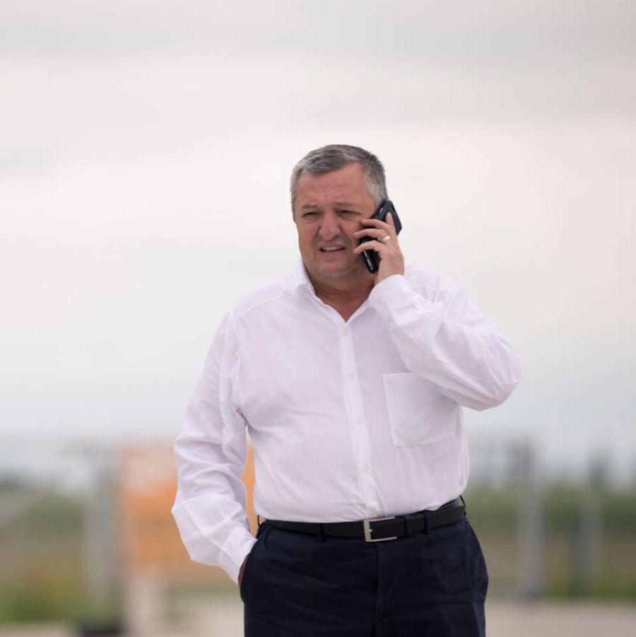 Cu cât a împrumutat-o Marian Iuhasz pe Dinamo » Ce reiese despre firma lui Nicolae Badea din Raportul de Insolvență