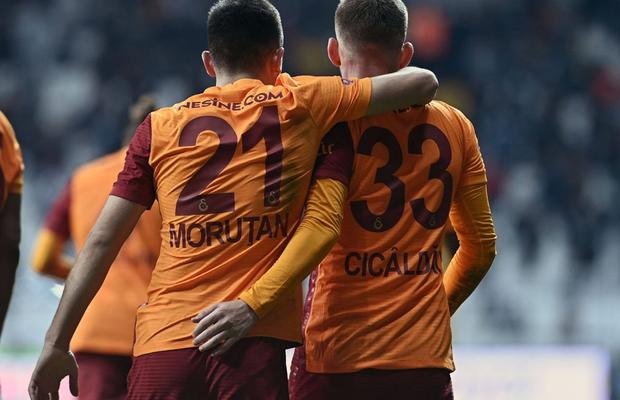 Ce fac stranierii » 4 români în Galatasaray - Gaziantep + Chiricheș, erou negativ în Serie A. Stanciu, pasă de gol pentru Slavia
