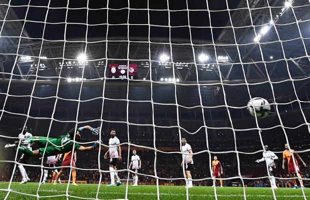 Scandal cât casa în Turcia, după golul marcat de Moruțan! Mesajul postat pe contul oficial al rivalei Beșiktaș