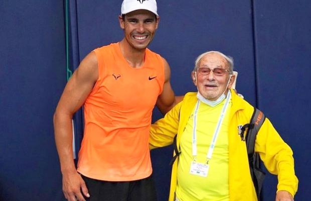 Cel mai vârstnic jucător activ l-a provocat pe Nadal » La 97 de ani, un ucrainean a făcut senzație la academia spaniolului