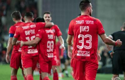 Adrian Păun a înscris primul lui gol pentru Hapoel Beer Sheva chiar în derby-ul cu Maccabi Tel Aviv